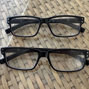 Black reading glasses